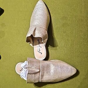 Slip on ¼ inch heel shoes